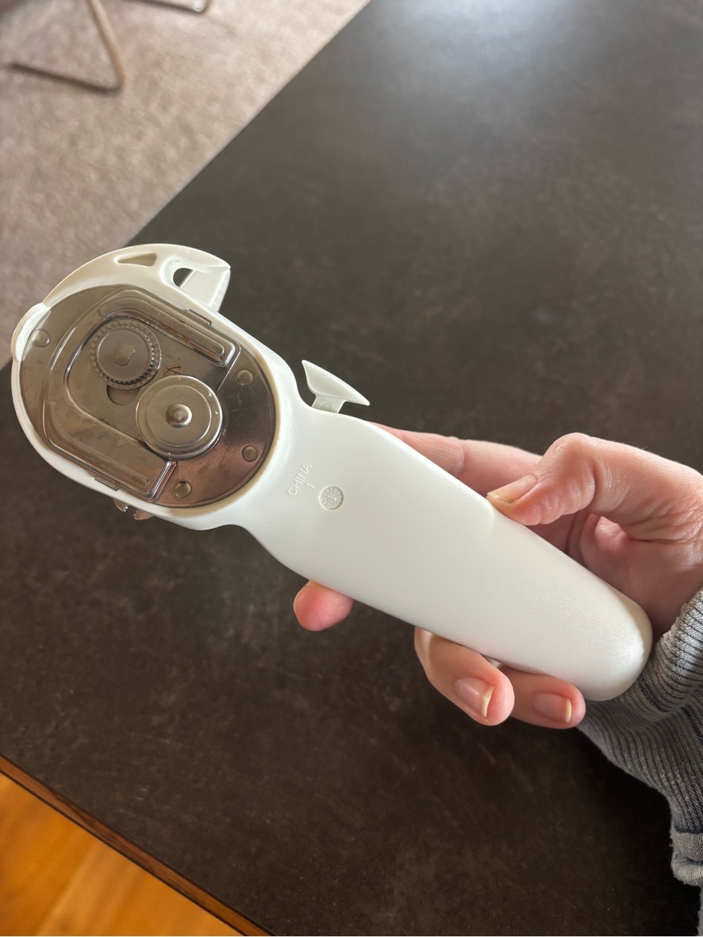 Pampered Chef White Multi-Function Can Opener